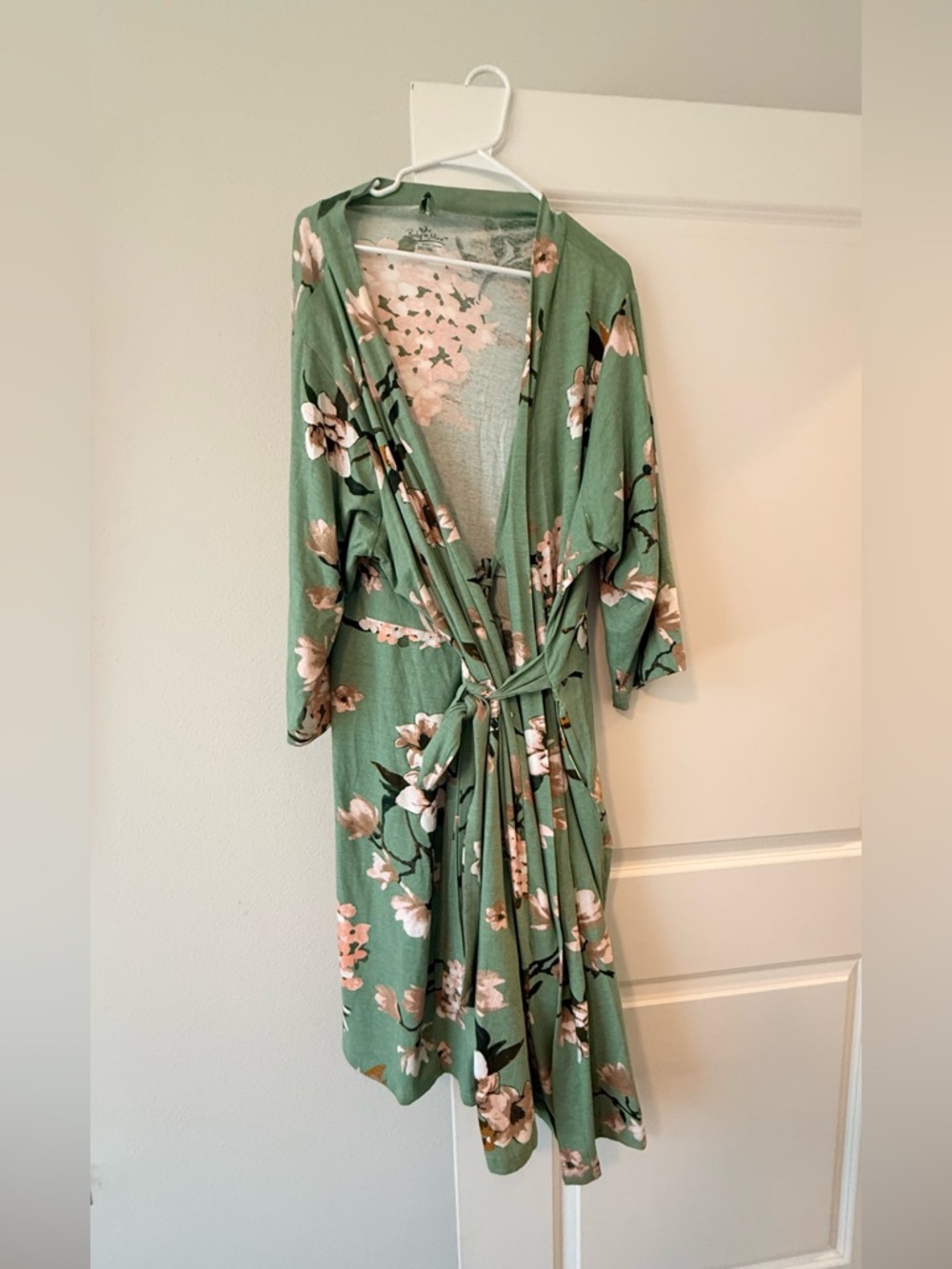 Baby Be Mine Green Floral Robe - Picture 2 of 10